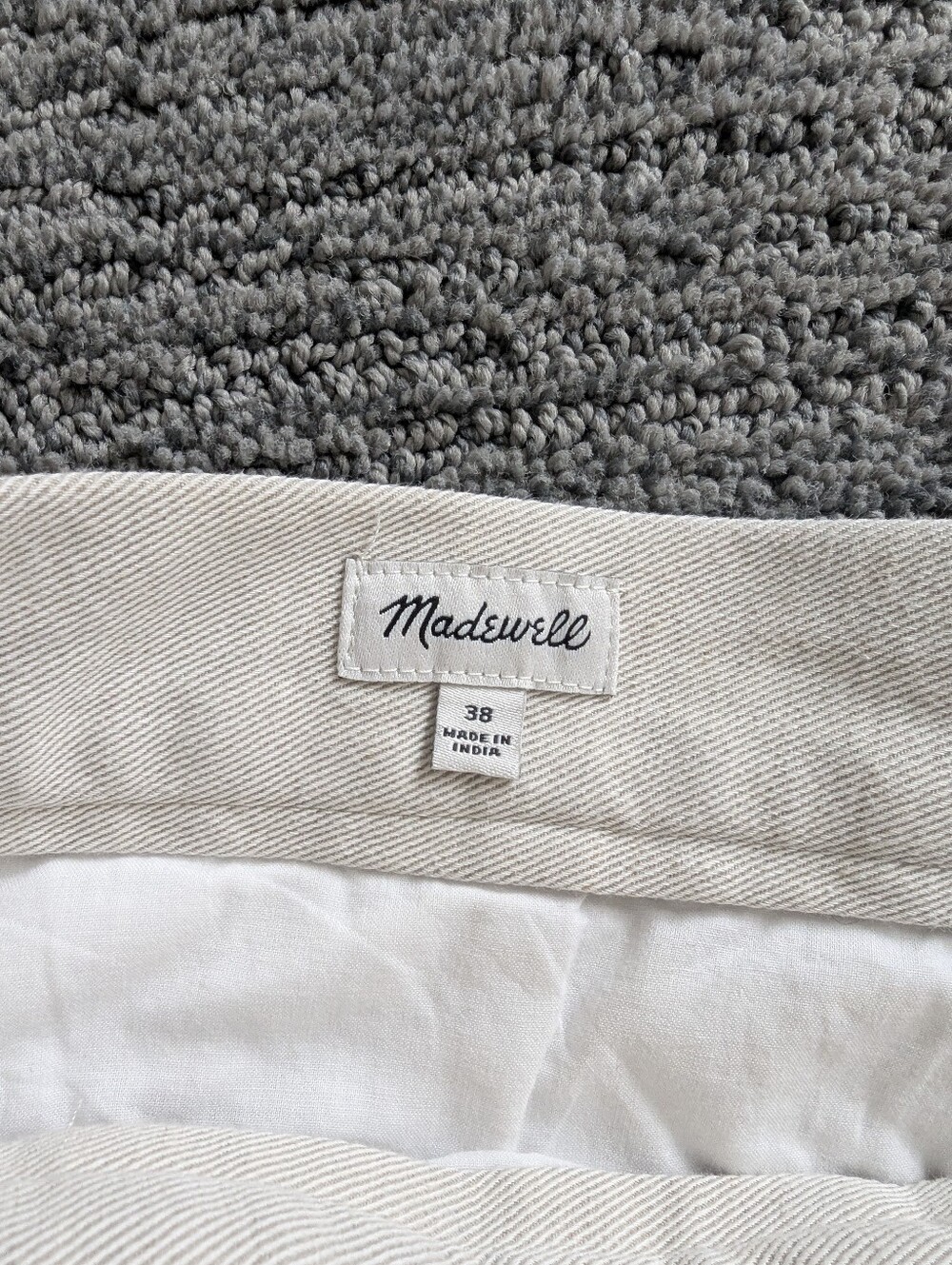 Madewell Double-Pleated Trouser in Cotton-Linen Blend in Bone Cream - Picture 8 of 16